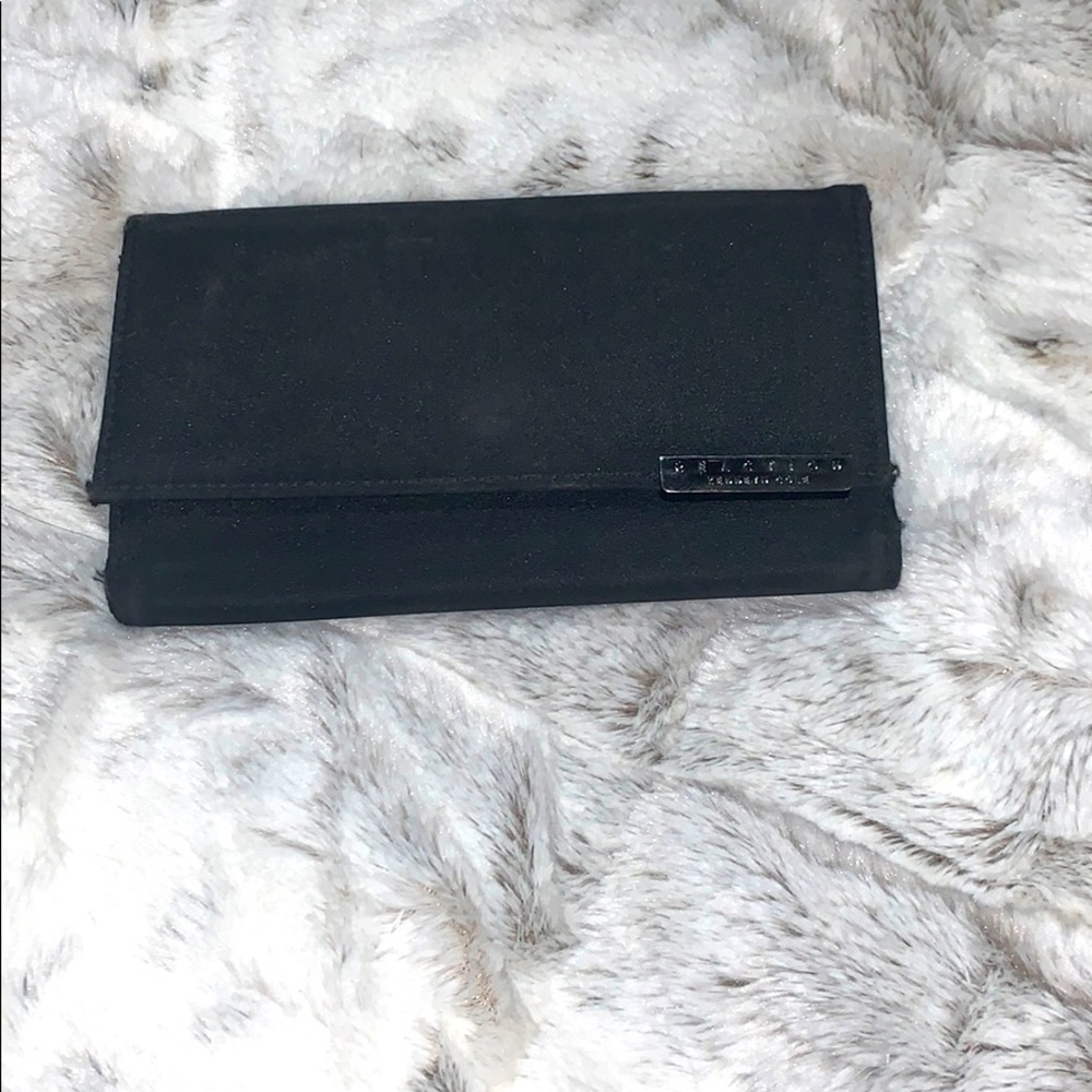 🌻 Kenneth Cole Wallet